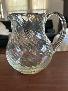 Vintage swirl 1 quart pitcher, hand blown. No chips, cracks or marks. 7” tall.